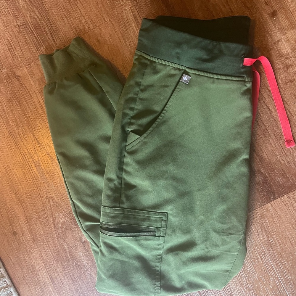 Figs Green Joggers